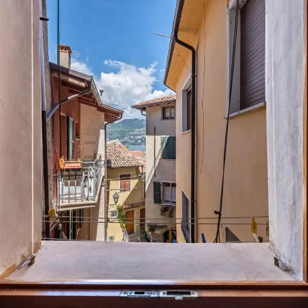 Lola Home Brenzone, hotell sihtkohas Brenzone sul Garda