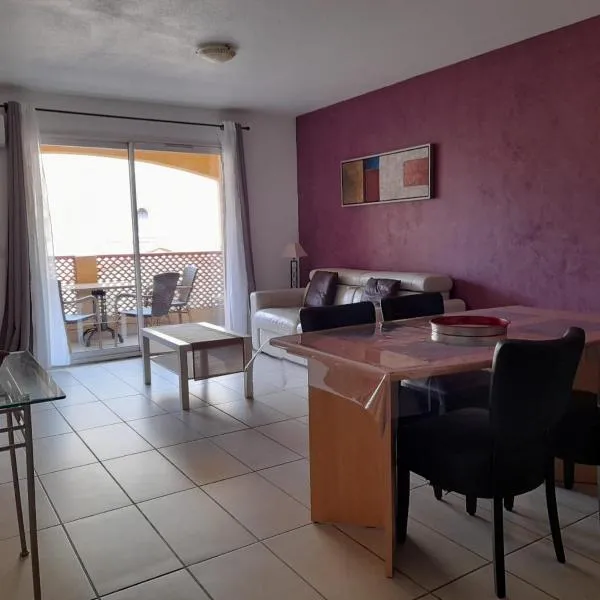Magnifique T2 au cœur d'un joli village de vacance Sierra. N 244, hotel v mestu Canet-en-Roussillon