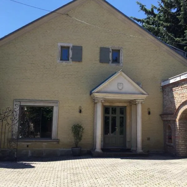 Jókai Apartment, hotel v destinaci Sopron