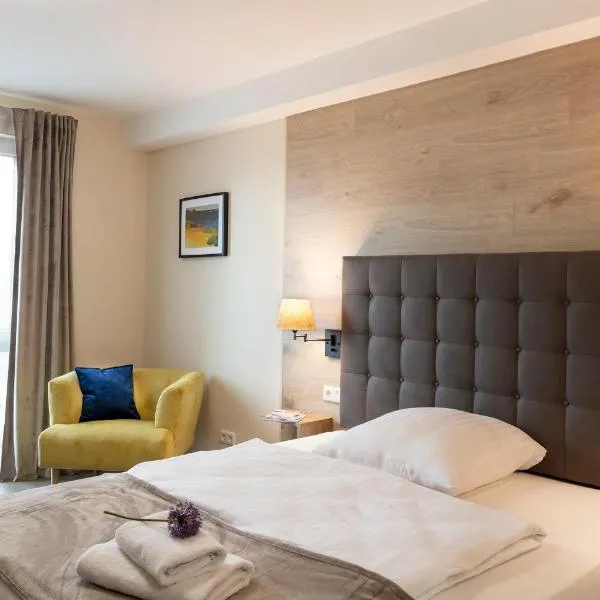 Dominik Hotel & Eventsaal, hotel v destinaci Paderborn