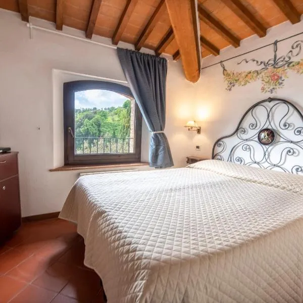Hotel Vecchia Oliviera, hotel v destinaci Montalcino