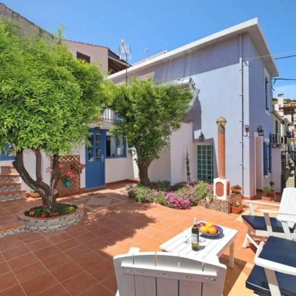 Philoxenia Guest House, hotel v destinaci Skopelos Town