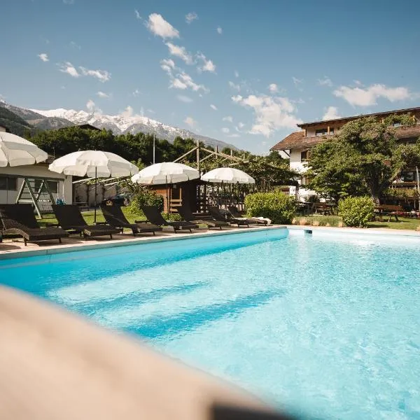 Hotel Bauhof, hotel v destinaci Castelbello
