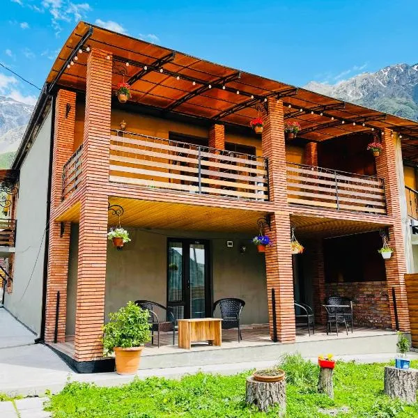 Paradise Kazbegi, hotel in Stepantsminda