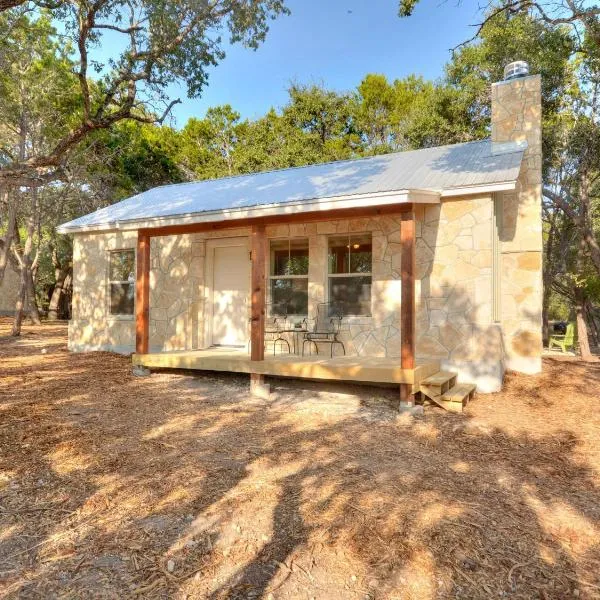 Cabins at Flite Acres-Mountain Laurel, hotel en Wimberley