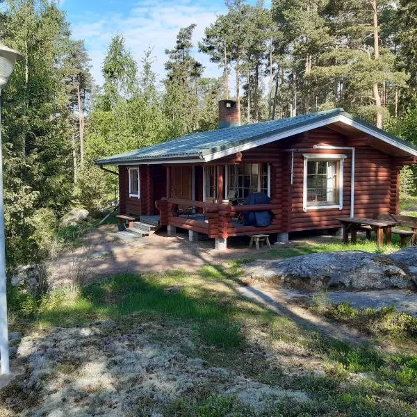 Lomamökki Mäntylä, hotel v destinaci Töfsala