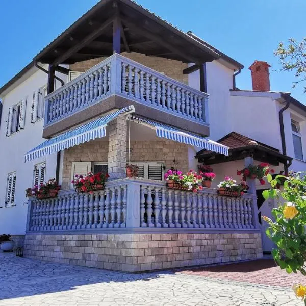 Apartmani Mila-Casa Bianca, hotel v Medulinu