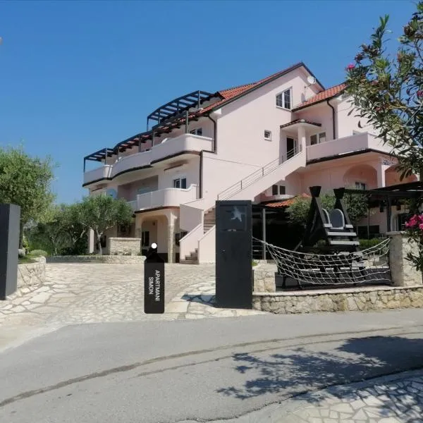 Apartmani Simon, hotel v destinácii Lopar