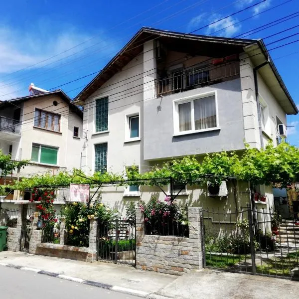 파벨 반야에 위치한 호텔 Къща за гости Стойнови