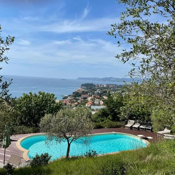 Agriturismo Natta Di Monte Tabor, hotel u gradu 'Celle Ligure'