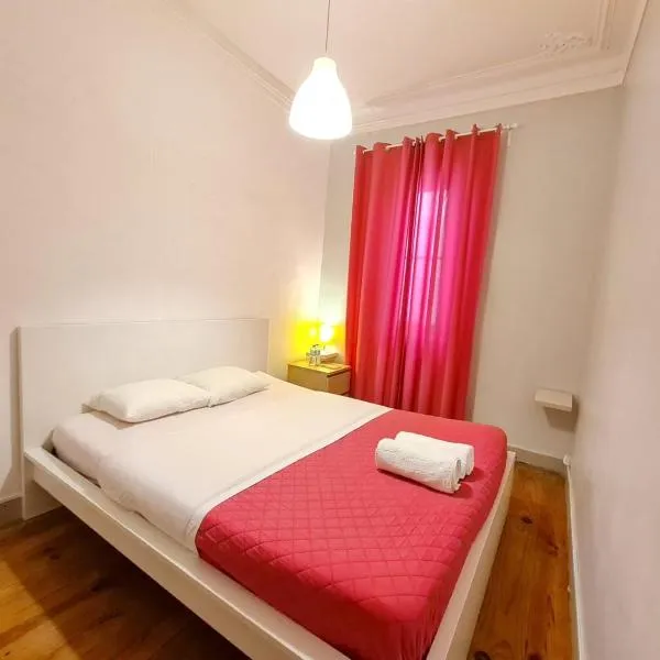 Shangri-La Hostel Anjos