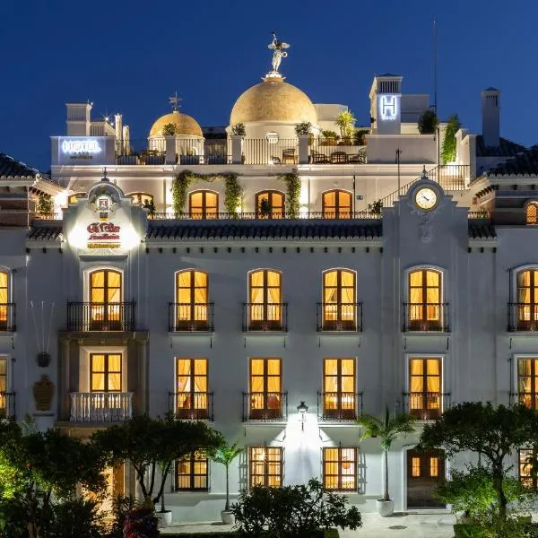 Hotel El Pilar Andalucia、エステポナのホテル
