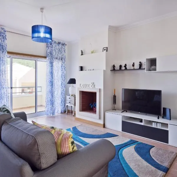 BmyGuest - Sesimbra Sea View Villa, hotel in Castelo