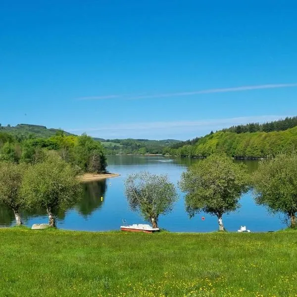 Les Tables Aux Vaches - Maison d'Hôtes - Table d'Hôtes sous conditions, hotell i La Salvetat