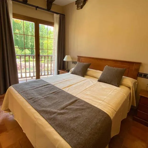Hotel Rural El Lagar de Nemesio、Perales de Tajuñaのホテル