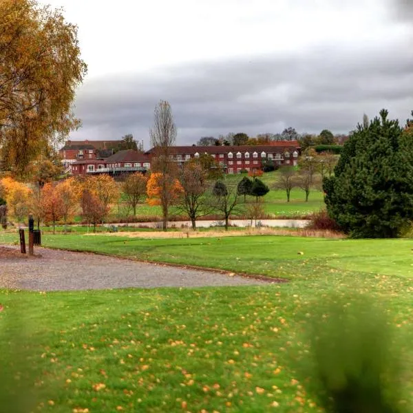 Windmill Village Hotel, Golf Club & Spa, BW Signature Collection, hotel in Coventry