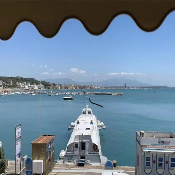 Cavalieri D'Oro Luxury House, hotel v destinácii Anzio
