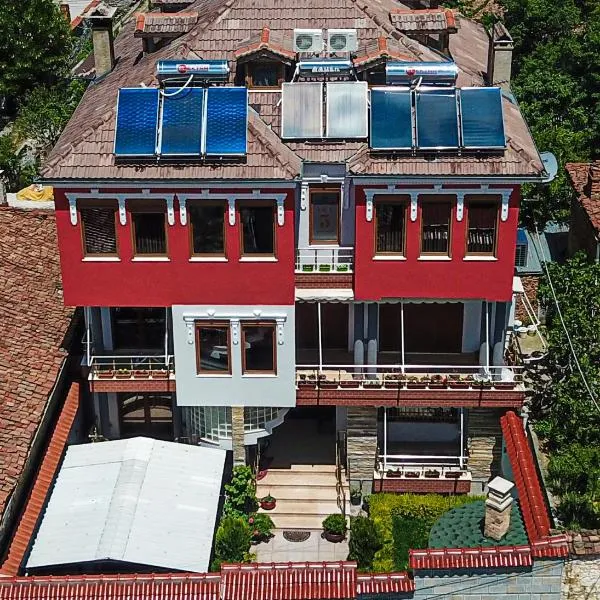 Vila 3 Korçë, hotel v destinaci Korçë