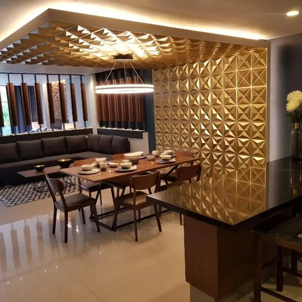 Business SUITES KEPLER, hotel v destinaci Mexico City