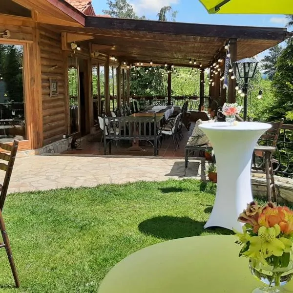 Viesnīca Villa Anna Luxury Lake Residence pilsētā Shtarkelovo Gnezdo
