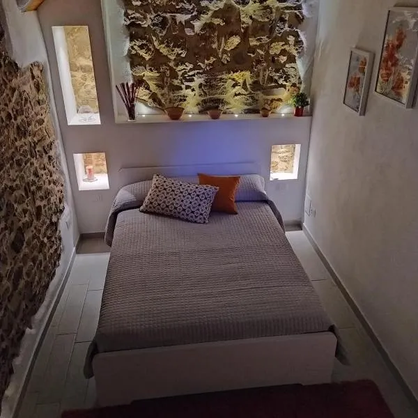 Le Logge Casa Vacanze، فندق في Montepescali