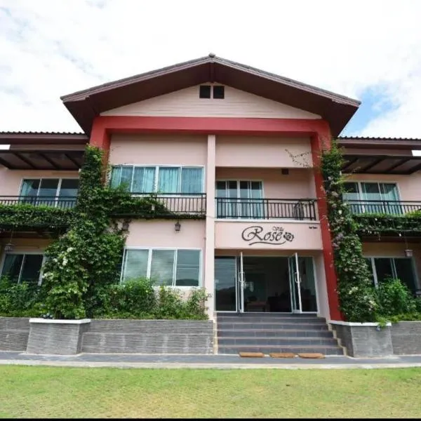 Rose Villa Hote, hotel a Pak Chong