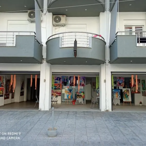Artistic Rent Rooms & Apartments, hotel Néa Kalikrátiában