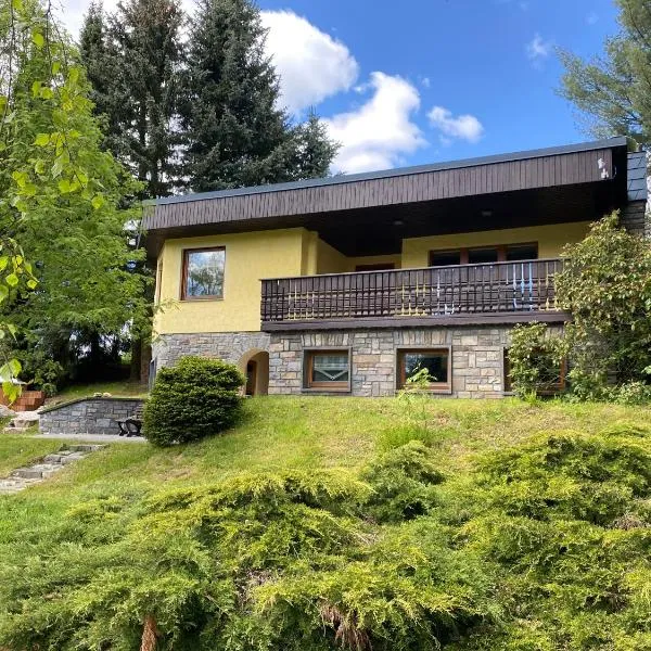 Ferienhaus Mummelhaus, hotel v destinaci Sehmatal