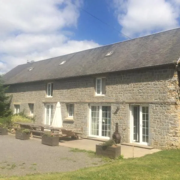 Self Catering for large groups, friends/families, hotel in Notre-Dame-du-Touchet