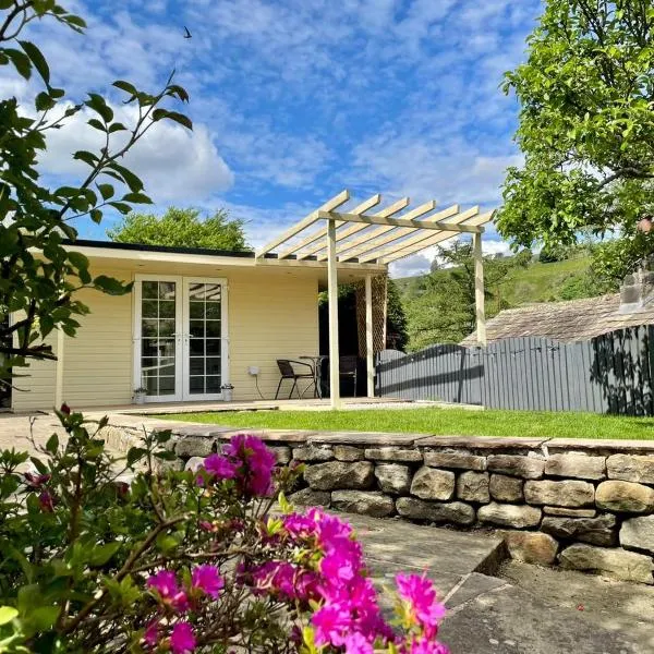 Apple tree hut, in a private garden, hotell sihtkohas Skipton