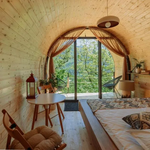 Woodhide - Cottages near Batumi, Georgia、Zeda Ch'khutunet'iのホテル