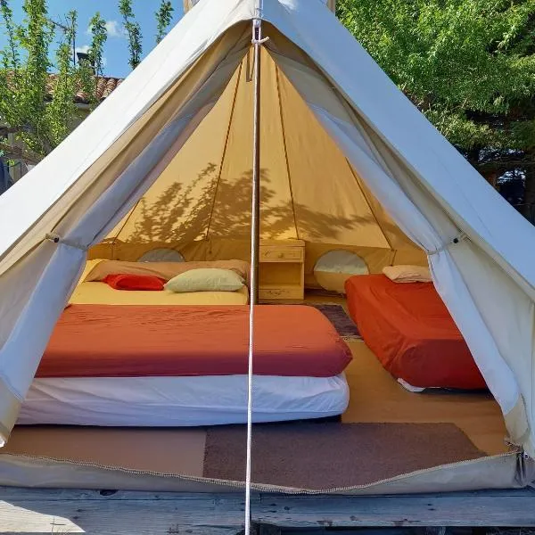 Les Soleillas pour votre zen'ittude, hôtel à Chalencon