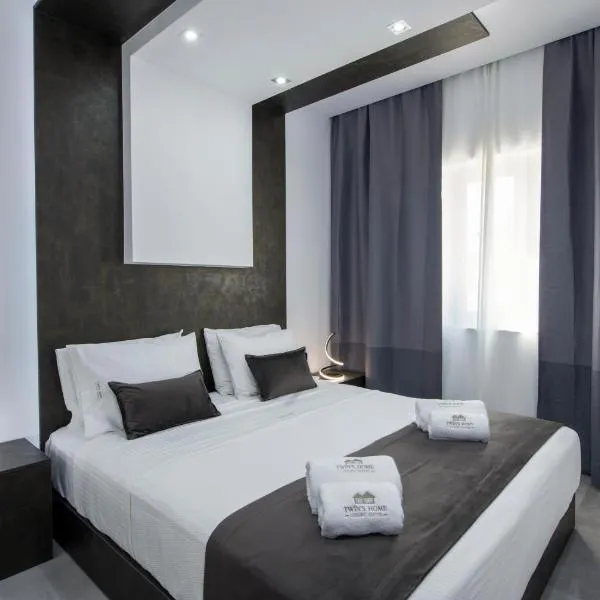 TWIN'S HOME LUXURY SUITES, hotel in Alikianós