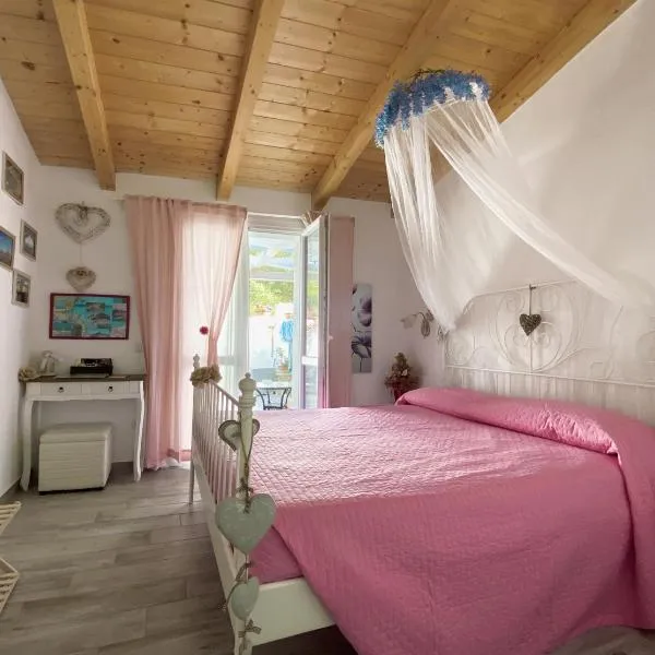 La Cuppulata 2 - Stile Romantico – hotel w mieście Enas