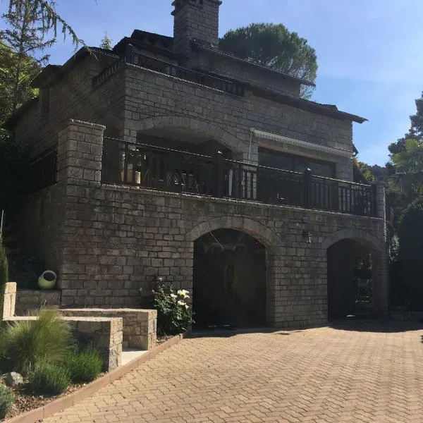 Studio 4 personnes, hotel v destinaci Rivière-sur-Tarn