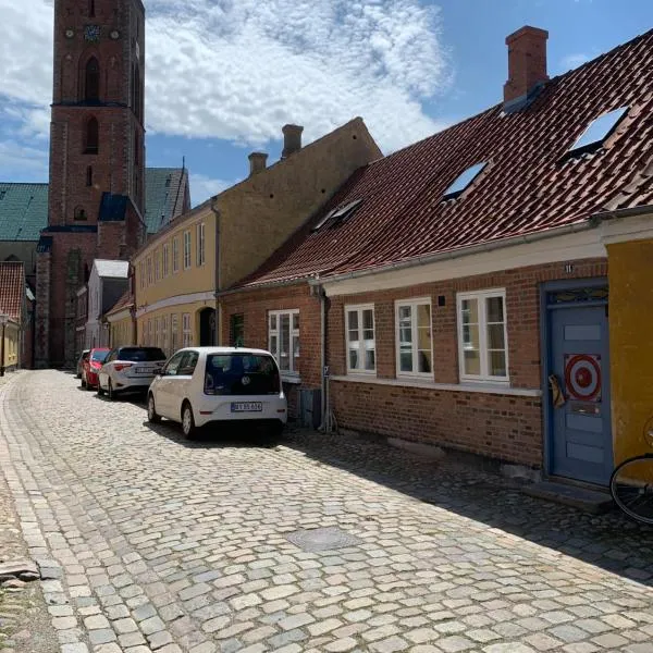 Præstegade 11, hotel a Ribe