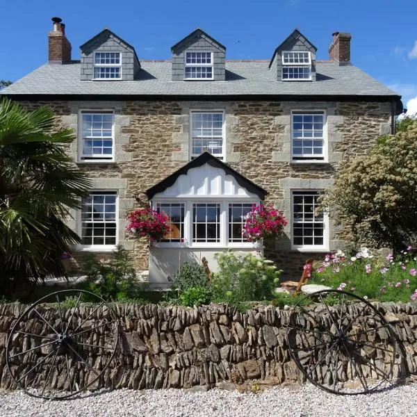 Pengelly Farmhouse B&B, hotell i Truro