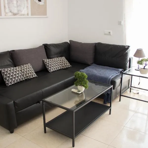 SANT MORI 9 1-F, hotel in Empuriabrava