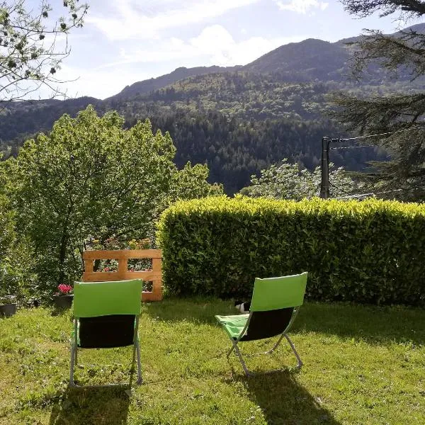 Gites en Cevennes "Chez Steloune", hotel i Génolhac