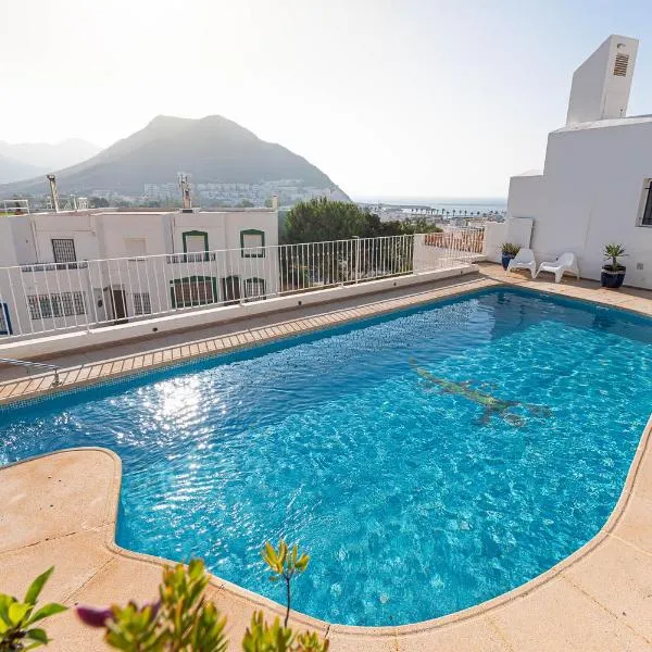 Hostal El Dorado, hotel v destinaci Sant Josep de sa Talaia