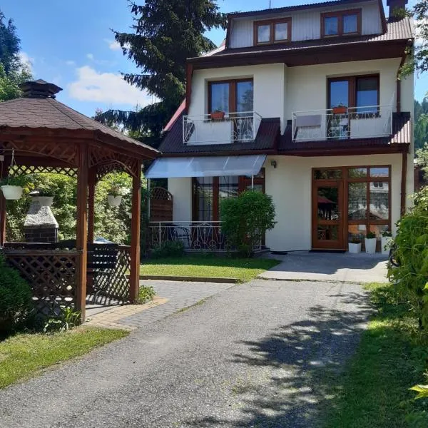 WYNAJEM POKOI Krościenko Halina Stołowska, hotel v destinaci Krościenko