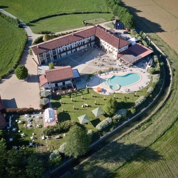 Relais Bella Rosina Pool & Spa, hotel in San Maurizio Canavese