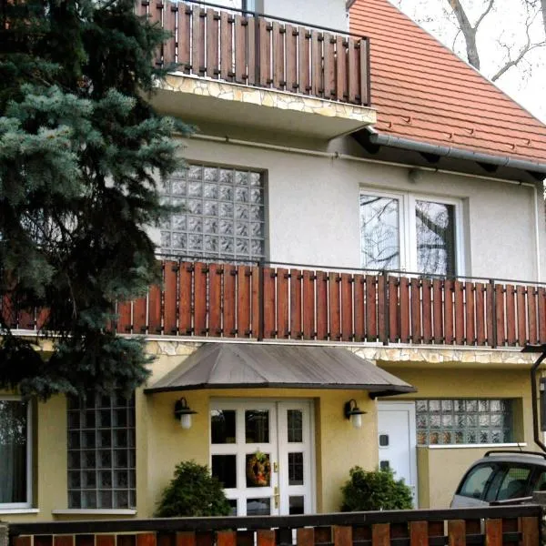 Hegyesi Vendégház, hotel in Gödöllő