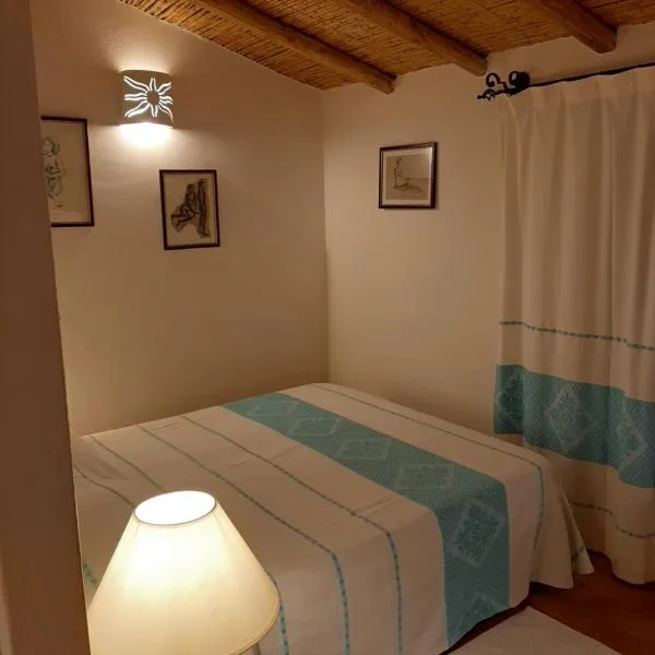 Agriturismo Casteddu, hotel u gradu Padru