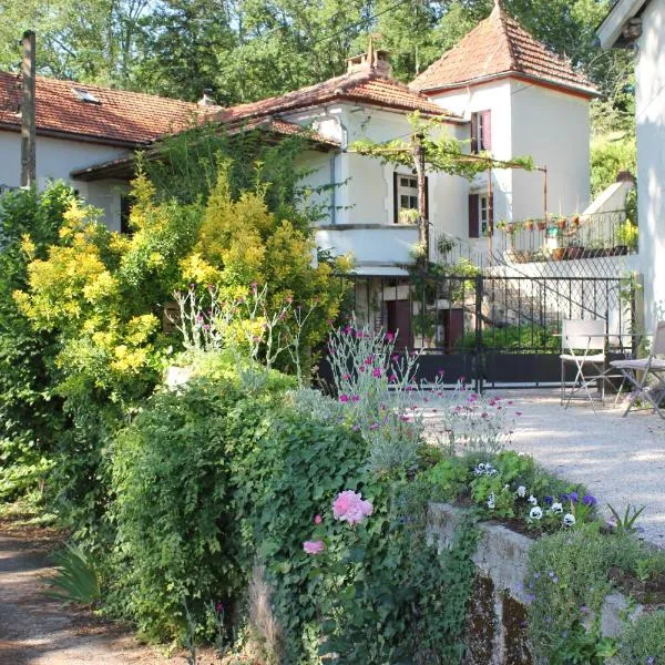 Castel Rouge, hotel en Luzech