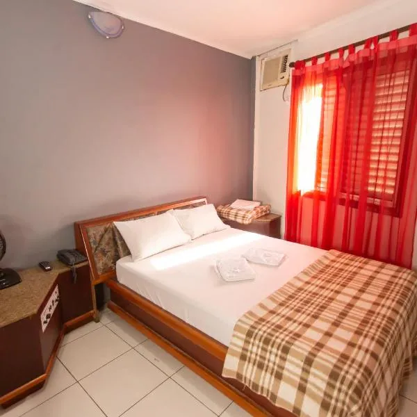 Hotel Cambará, готель у місті Озаску