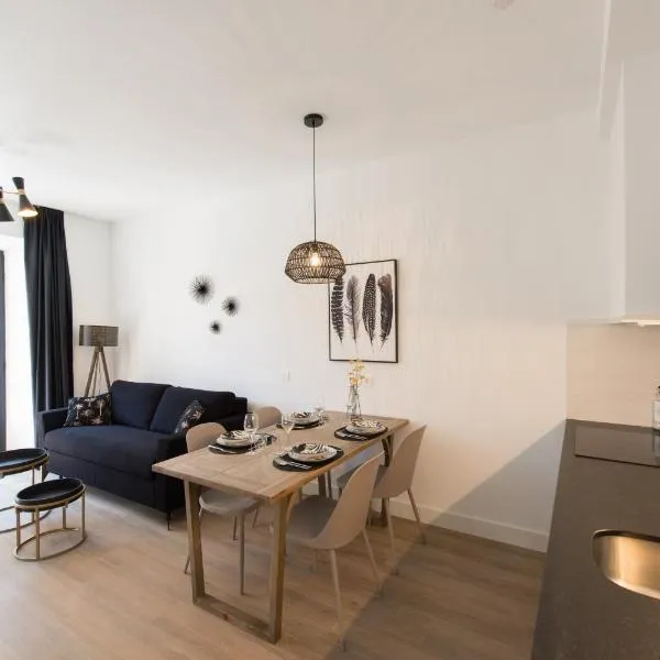 Santa Catalina Suites Gijón, hotel v destinaci Gijón