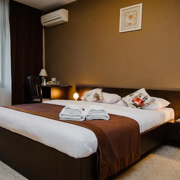 TipTop Hotel CITY CENTER, khách sạn ở Chişinău