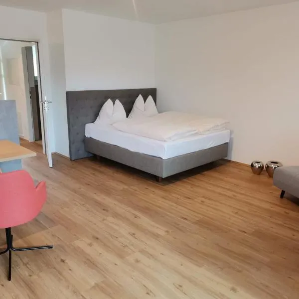 Ferienwohnung Thaya, hotel v destinaci Thaya