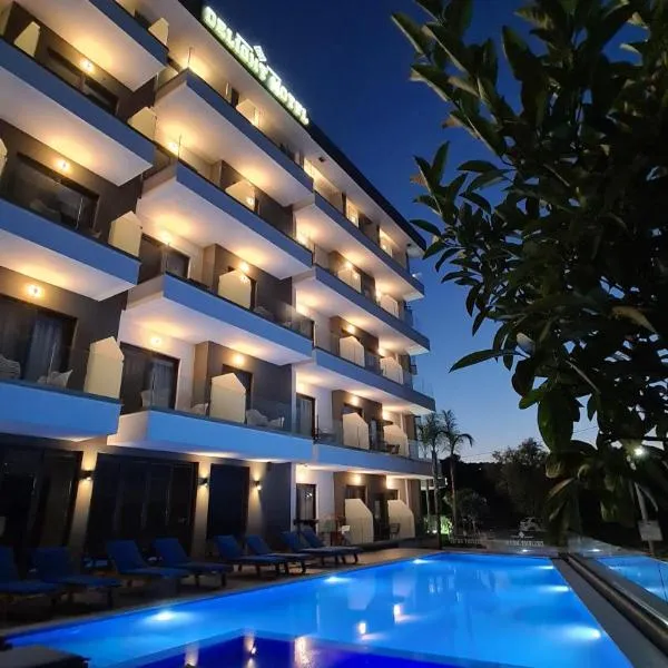 Delight Hotel: Ksamil şehrinde bir otel